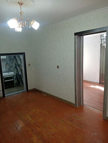 hovsan ev satisi: 2otaqlı həyət evi — satılır - Plan: girişdə kiçik həyət və dəmir — 3