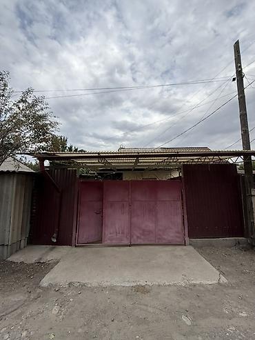 Продажа полдома: 🏡 Продаётся полдома в престижном районе Район нижний (15мин от ЦУМа) — 25