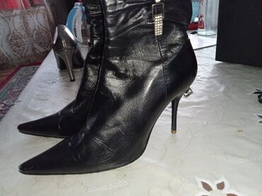 горная обувь: Туфли, 36, Etro, Колдонулган, түсү - Кара, Өзү алып кетүү