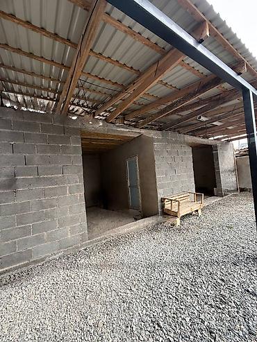 Продажа коттеджей и домов: Продаётся двухэтажный кирпичный дом с ограждённым участком и отдельной — 5