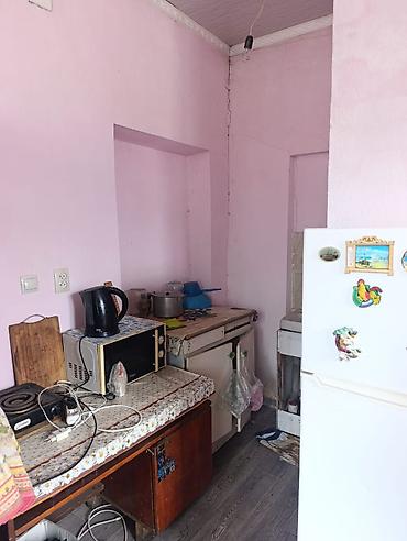 Продажа полдома: Продаётся пол дома в районе Старого толчка, ул. Щербакова 📍 Удобное — 3