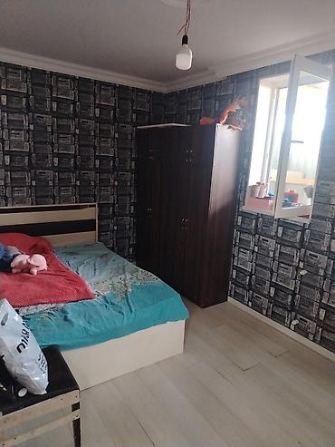 yeni saray: Corat 2 otaqli yeni temirli esyali ev 330m 4nomre evin gabaginan kecir — 5