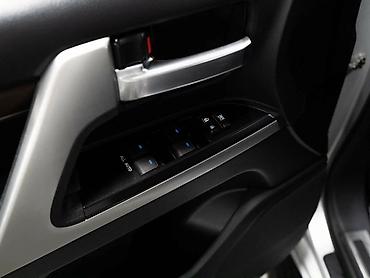 Toyota: Toyota Land Cruiser: 2017 г., 4.6 л, Автомат, Бензин, Внедорожник — 14