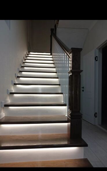 Деревянные лестницы: Деревянная лестница Для дома, Бесплатный замер, Форма лестницы: Много-маршевая, Стиль: Классический — 18