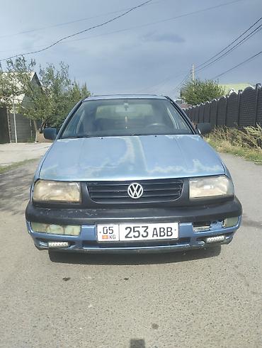 ремонт golf: Volkswagen Vento: 1994 г., 1.6 л, Механика, Бензин, Седан — 1