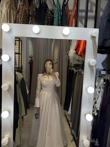 праздничные платья больших размеров для полных женщин: Вечернее платье, А-силуэт, Длинная модель, С рукавами, Корсет, S