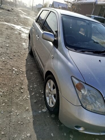 ваз 2114 1: Toyota ist: 2002 г., 1.3 л, Автомат, Бензин, Хэтчбэк