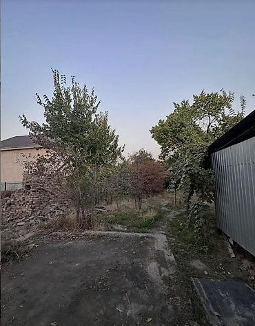 Продажа коттеджей и домов: 🏡 Продаётся жилой дом Просторный двор, забор, ворота, место для — 8