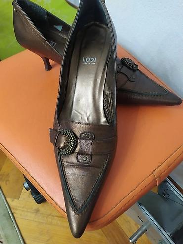 Туфли: Продаю туфли,в хорошем состоянии, производство Испания, размеры 38- — 28