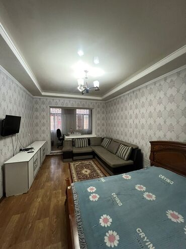 сдаю дом в новопокровке: 1 комната, 1000 м², 105 серия, 5 этаж at lalafo.kg сдаю дом в новопокровке: 1 комната, 1000 м², 105 серия, 5 этаж