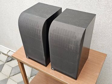 Zvučnici i stereo sistemi: JBL dvosistemske bookshelf zvučne kutije - Brend i model: JBL — 2