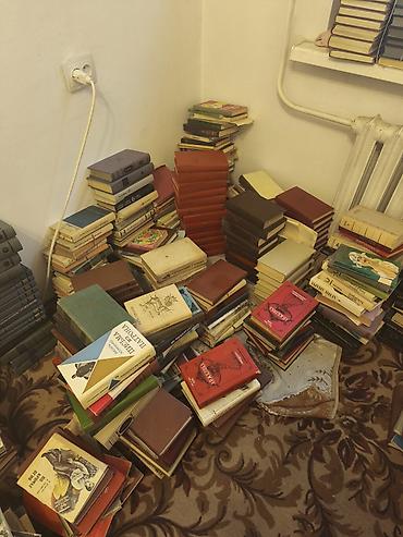 футляр: Книги от 10 до 100 сом. Адрес 8 микрорайон 14 дом. Я часто бываю в — 2