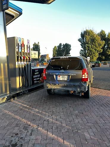 тайета виш: Toyota WISH: 2003 г., Универсал — 1