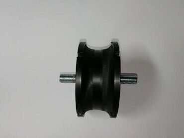 Ostalo: Držač vibrovaljka Dynapac – manji model 🔩 U ponudi su držači za — 5
