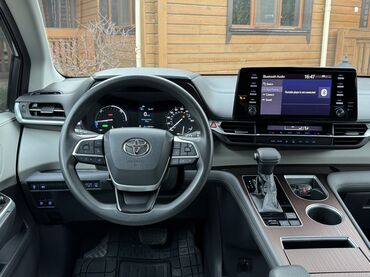 Toyota: Toyota Sienna: 2021 г., 2.5 л, Автомат, Гибрид, Минивэн — 6