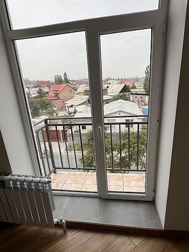 джал курчатова: 2 комнаты, 43 м², Кара-Жыгач ж/м Индивидуалка, 3 этаж — 4