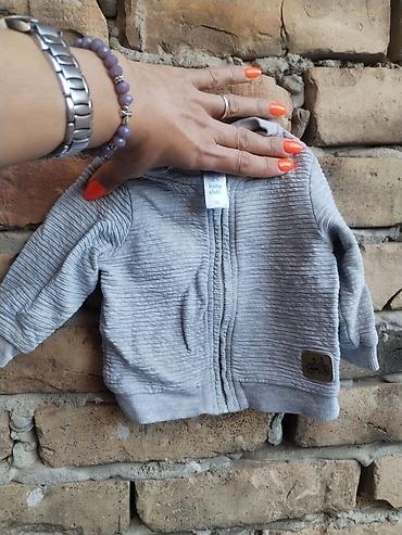 maxi suknja: Siva bebi dukserica sa rajsferšlusom – Baby Club, veličina 62. - — 3