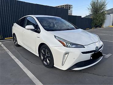 highlander 2017: Toyota Prius: 2019 г., 1.8 л, Автомат, Гибрид, Хэтчбэк — 2