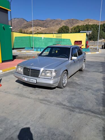 бокс на крышу авто купить в бишкеке: Mercedes-Benz W124: 1993 г., 3.2 л, Механика, Бензин, Седан
