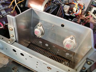 Pojačala i prijemnici: Odlican Akai AM-2400 Vintage tranzistorac, potpuno ispravan, odlicno na lalafo.rs — 8 Pojačala i prijemnici: Odlican Akai AM-2400 Vintage tranzistorac, potpuno ispravan, odlicno — 8