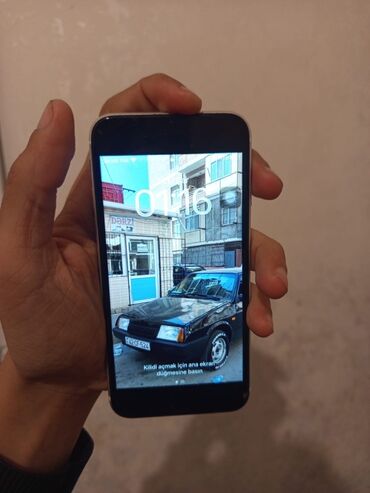 Apple iPhone: IPhone SE 2020, 128 GB, Ağ — 2