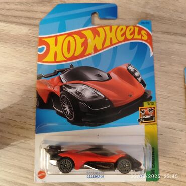Oyuncaqlar: Qiymət------->5 manat
Hot wheels 
Celero GT-HW exotics