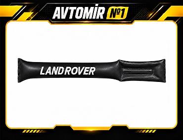 Land Rover yazılı oturacaq arası boşluq doldurucusu — qara Land Rover