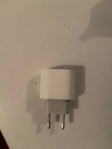 Adapterlər: Adapter Apple, 5 Vt, Yeni