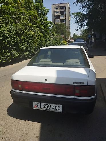 mazda d: Mazda 323: 1993 г., 1.3 л, Механика, Бензин, Седан — 2