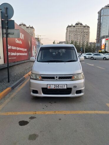 срочно продать машину: Honda Stepwgn: 2003 г., 2.4 л, Автомат, Газ, Вэн/Минивэн