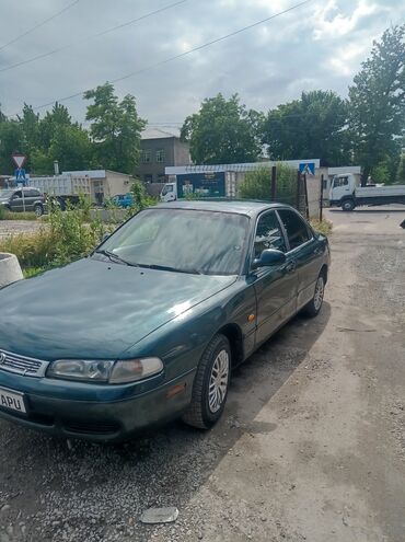 Mazda 626: 1994 г., 2 л, Механика, Бензин, Седан