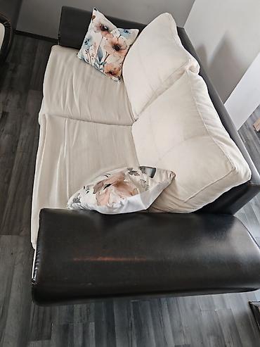forma ideale ugaone komode: Trosed + dvosed + fotelja – set za dnevnu sobu

Za vise info. inbox — 6