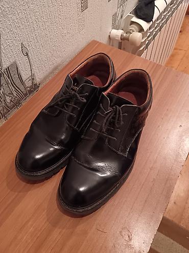 luis vuitton: Klassik kişi ayaqqabısı – qara rəng, bağcıqlı model. - Material — 8