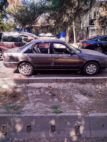 rox 01: Mazda 626: 1989 г., Седан — 2