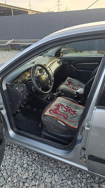 mazda cronos 626: Ford Focus: 2004 г., 1.6 л, Механика, Бензин, Хэтчбэк — 5