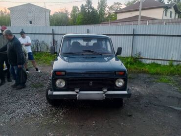 ВАЗ (ЛАДА): ВАЗ (ЛАДА) 4x4 Niva: 1998 г., 1.7 л, Механика, Бензин, Жол тандабас