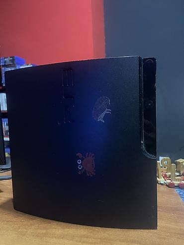 PS3 (Sony PlayStation 3): Ps 3 Slim model HDD Yoxdu Tek aparat ozudu ustundeki Leke geden lekedi — 1