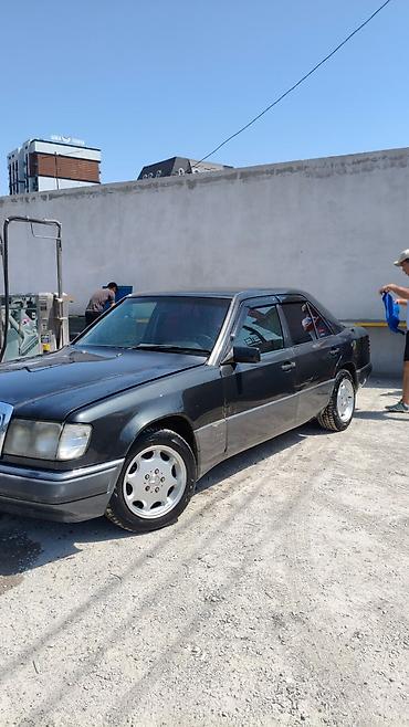 Mercedes-Benz W124: 1990 г., 2.3 л, Механика, Бензин, Седан