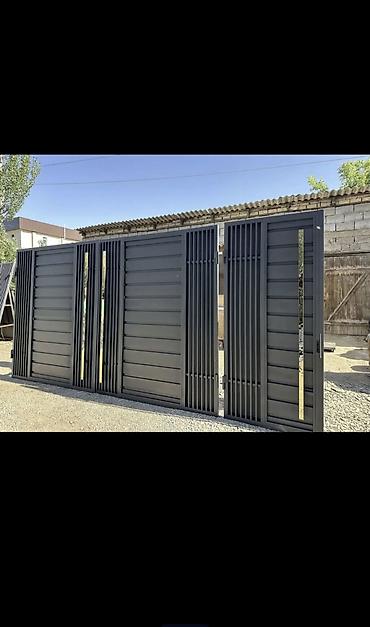 Распашные ворота: Металлические распашные ворота с калиткой (модульные панели) - — 41