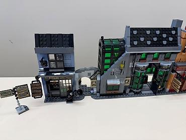 Konstruktorlar: LEGO Harry Potter – Diagon Alley hissələri və aksesuarları Məzmun: - — 1