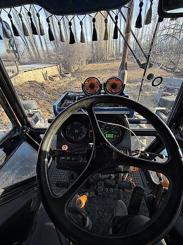 Тракторы МТЗ (Беларус): Трактор BELARUS 892.2 - Полный привод (4х4), класс тяги 1,4 - — 11