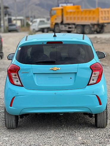 без дтп: Chevrolet Spark: 2021 г., 1 л, Автомат, Бензин, Хэтчбэк — 6