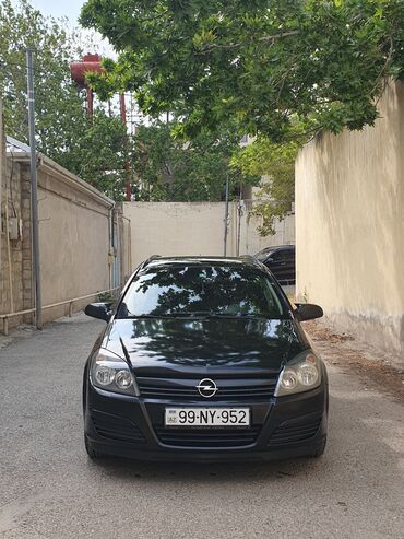 авто на прокат без залога: Opel Astra: 1.4 l | 2005 il 200000 km Universal