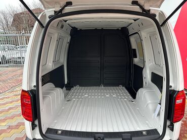 Volkswagen: Volkswagen Caddy: 2020 г., 1.6 л, Механика, Бензин, Фургон — 7
