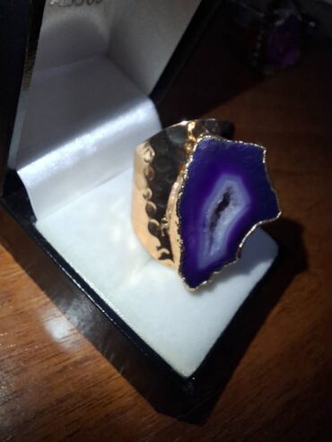 Üzüklər: Bijuteriya
Teze.
Бижутерия. Кольца перстни. Все новое. В наличии — 6