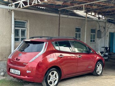 Nissan: Nissan Leaf: 2012 г., 0.1 л, Вариатор, Электромобиль, Хэтчбэк