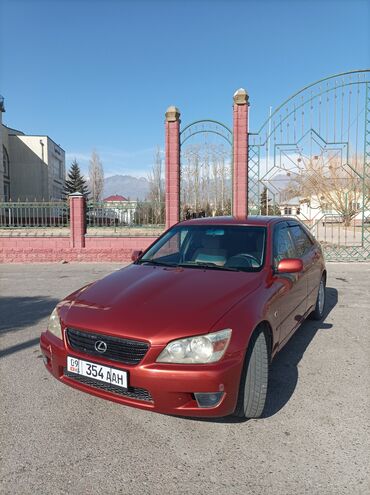 Lexus: Lexus IS: 2000 г., 2 л, Автомат, Бензин, Седан