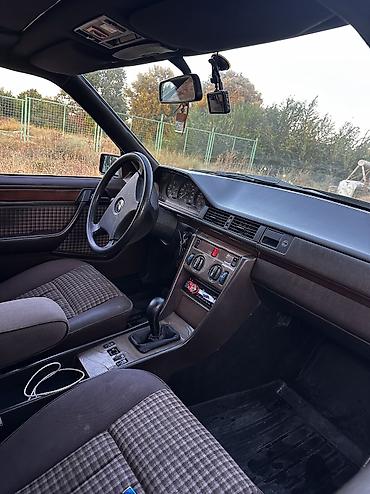 thindiag 2: Mercedes-Benz W124: 1989 г., Седан — 8