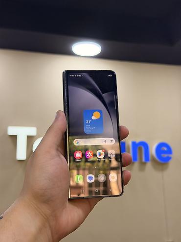 samsung a43: Samsung Galaxy Z Fold 5, 256 GB, rəng - Qara, Zəmanət, Kredit, Sensor — 6