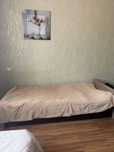 купить кровать бу: Кровать 1сп 
Россия привозной